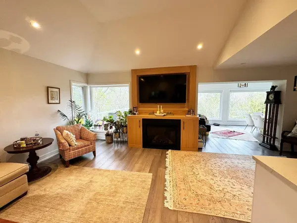 42 Millgate CRES, Toronto C15, ON M2K 1L6