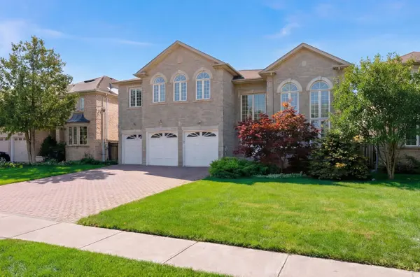 19 Risebrough AVE, Toronto C14, ON M2M 2E2