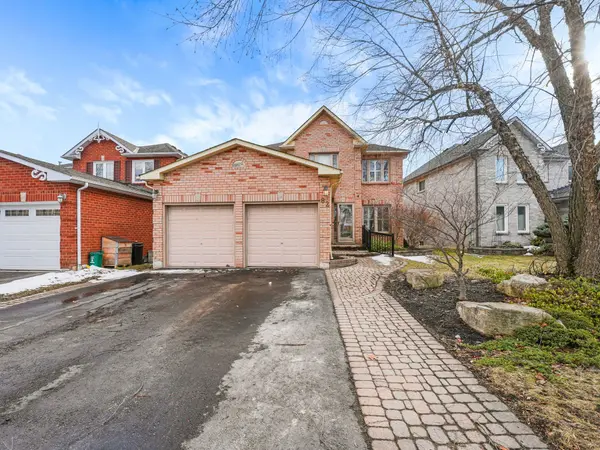 82 Sullivan DR, Ajax, ON L1T 3P1