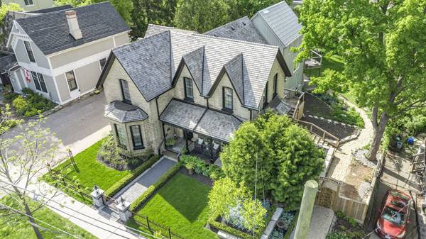 11 Catherine AVE, Aurora, ON L4G 1K4