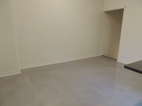 9436 Bayview AVE #Main, Richmond Hill, ON L4C 5G9