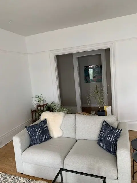 9 Poyntz ST #1, Barrie, ON L4M 3N6