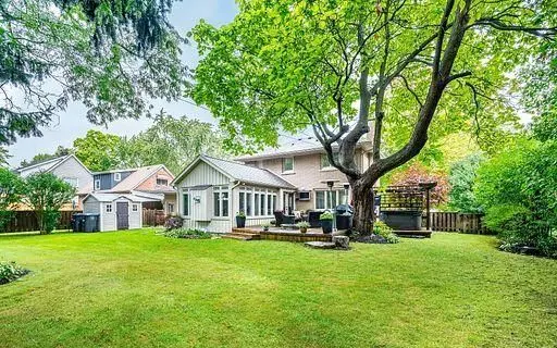 153 Elliott ST, Brampton, ON L6Y 1W7