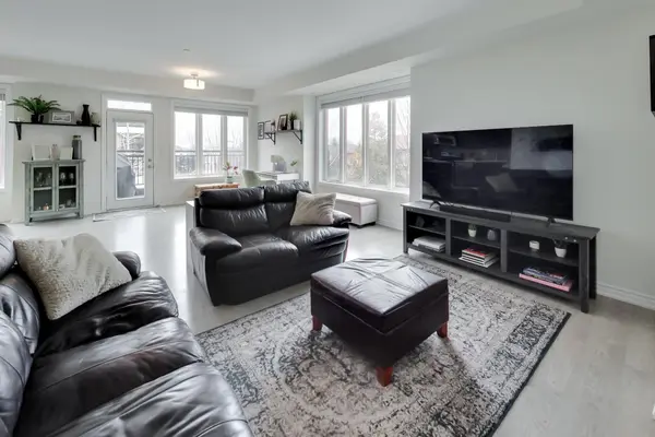 30 Carnation AVE #75, Toronto W06, ON M8V 0B8