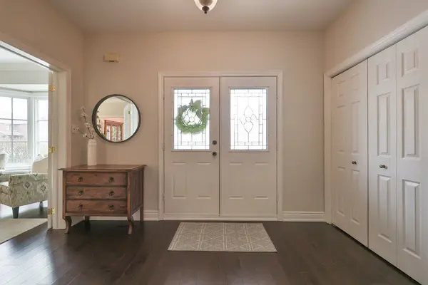 1962 Calgary CT, Mississauga, ON L5H 4J1