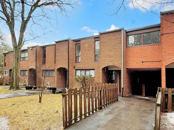 374 Driftwood AVE #4, Toronto W05, ON M3N 2P5