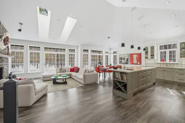 602 Elmbrook RD, Prince Edward County, ON K0K 2T0