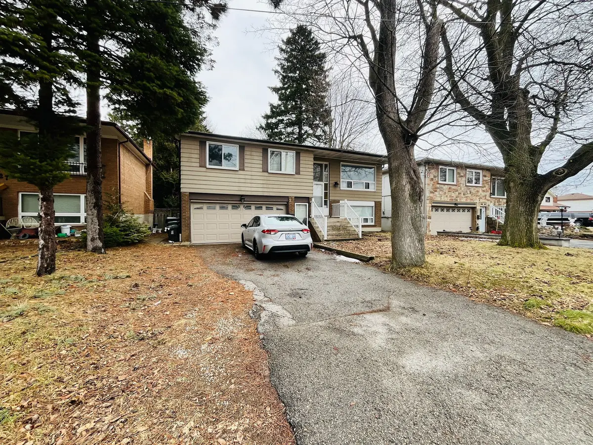 25 Zaph AVE, Toronto E10, ON M1C 1M7