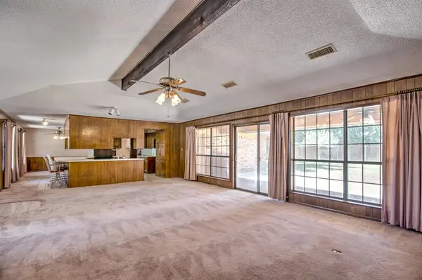 504 S Kirby Street, Pilot Point, TX 76258