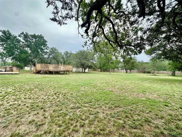 677 County Road 3081, Lampasas, TX 76550