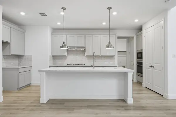 1604 Victory Terrace, Northlake, TX 76226