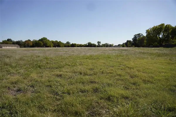 10600 C F Hawn Freeway, Dallas, TX 75217