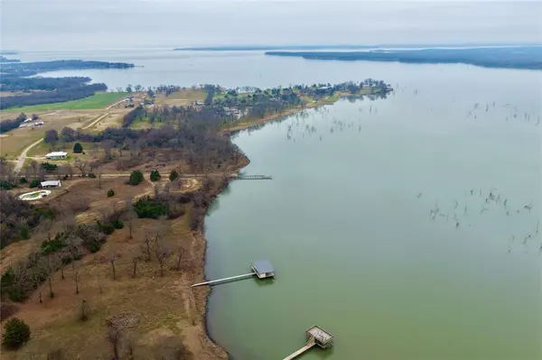 2085 S Oaks Lane, Lone Oak, TX 75453