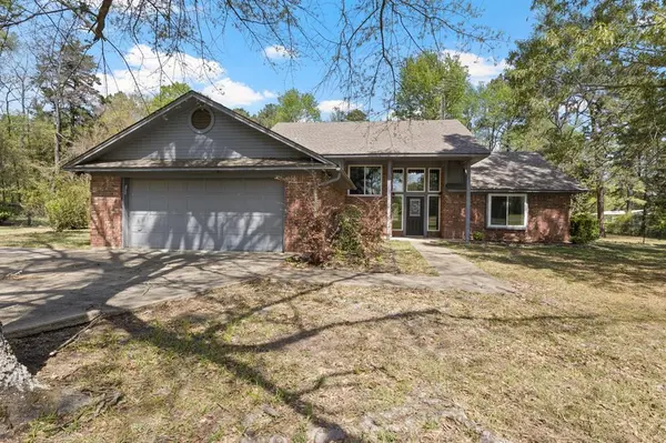 366 County Road 1740, Mount Pleasant, TX 75455