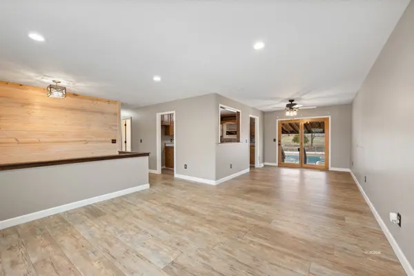 34230 Ingels Rd, Pomeroy, OH 45769