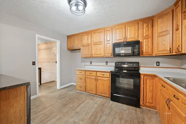 34230 Ingels Rd, Pomeroy, OH 45769