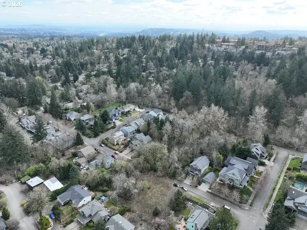 00 SW VESTA ST, Portland, OR 97219