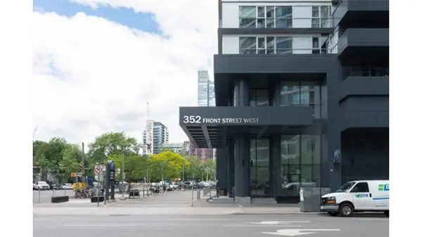 352 Front ST #1604, Toronto C01, ON M5V 1B5