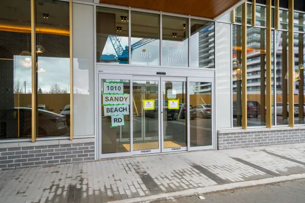 1010 Sandy Beach RD #1203, Pickering, ON L1W 0C7