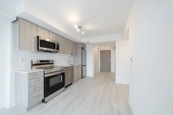 1010 Sandy Beach RD #1203, Pickering, ON L1W 0C7