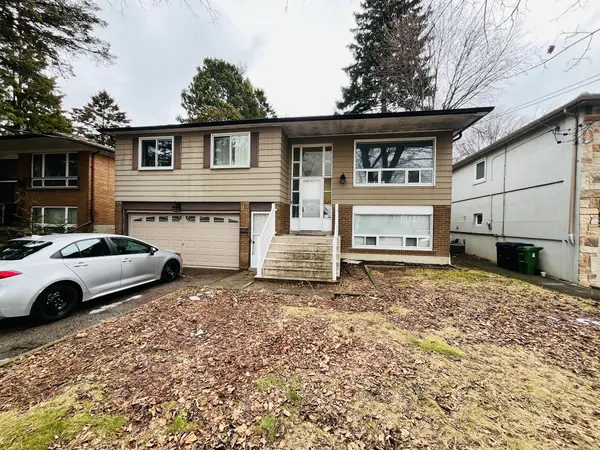 25 Zaph AVE, Toronto E10, ON M1C 1M7