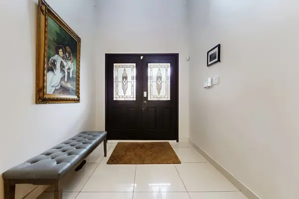 97 Stave CRES, Richmond Hill, ON L4C 9J2