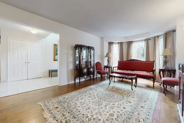 97 Stave CRES, Richmond Hill, ON L4C 9J2