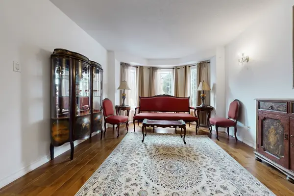 97 Stave CRES, Richmond Hill, ON L4C 9J2