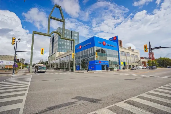 111 Worsley ST #PH-02, Barrie, ON L4M 0J5