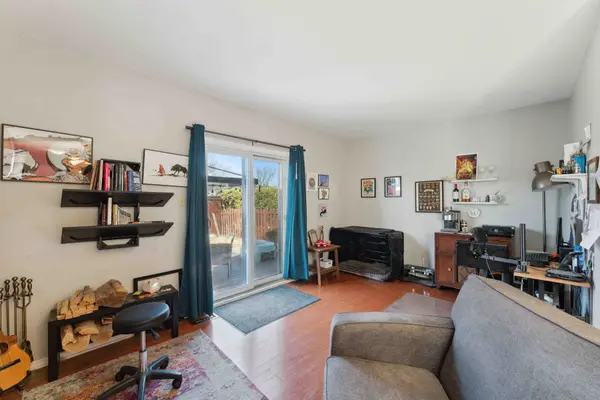 1278 Gregory CT, Beacon Hill North - South And Area, ON K1J 9B2