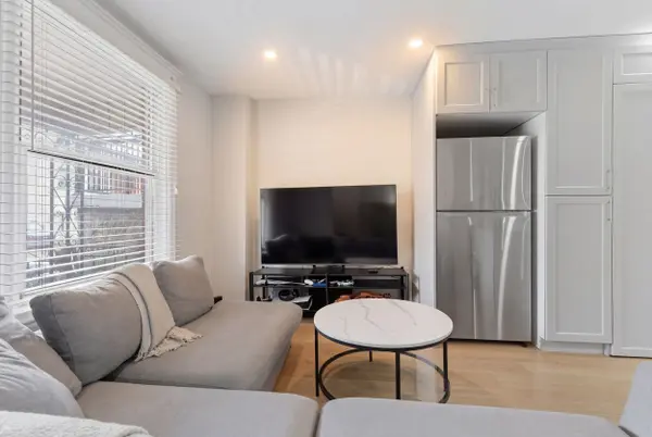 191 Queen ST N, Hamilton, ON L8R 2W2