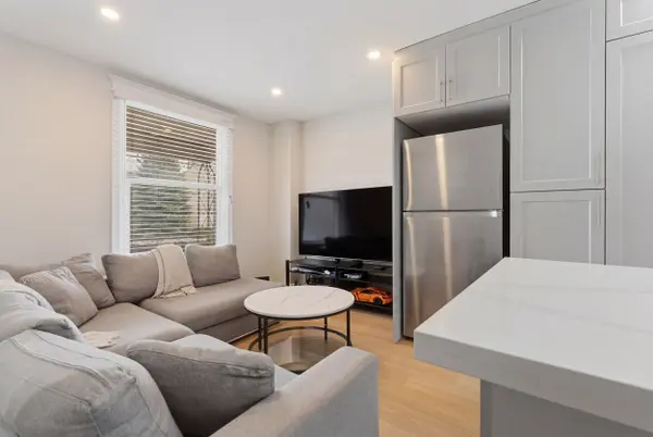 191 Queen ST N, Hamilton, ON L8R 2W2