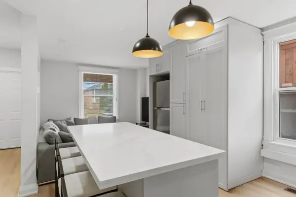 191 Queen ST N, Hamilton, ON L8R 2W2