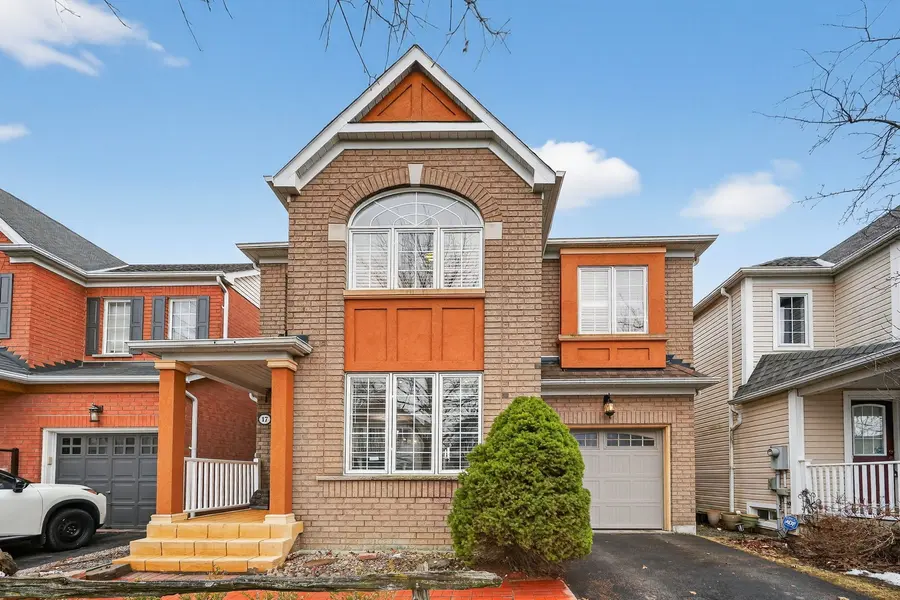 17 Lilley AVE, Ajax, ON L1Z 1L5