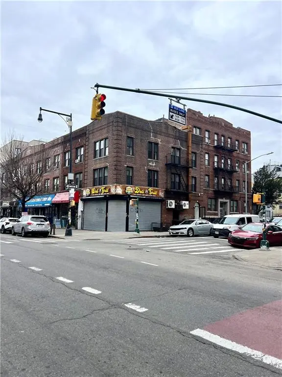 186 Erasmus ST #2, Brooklyn, NY 11226