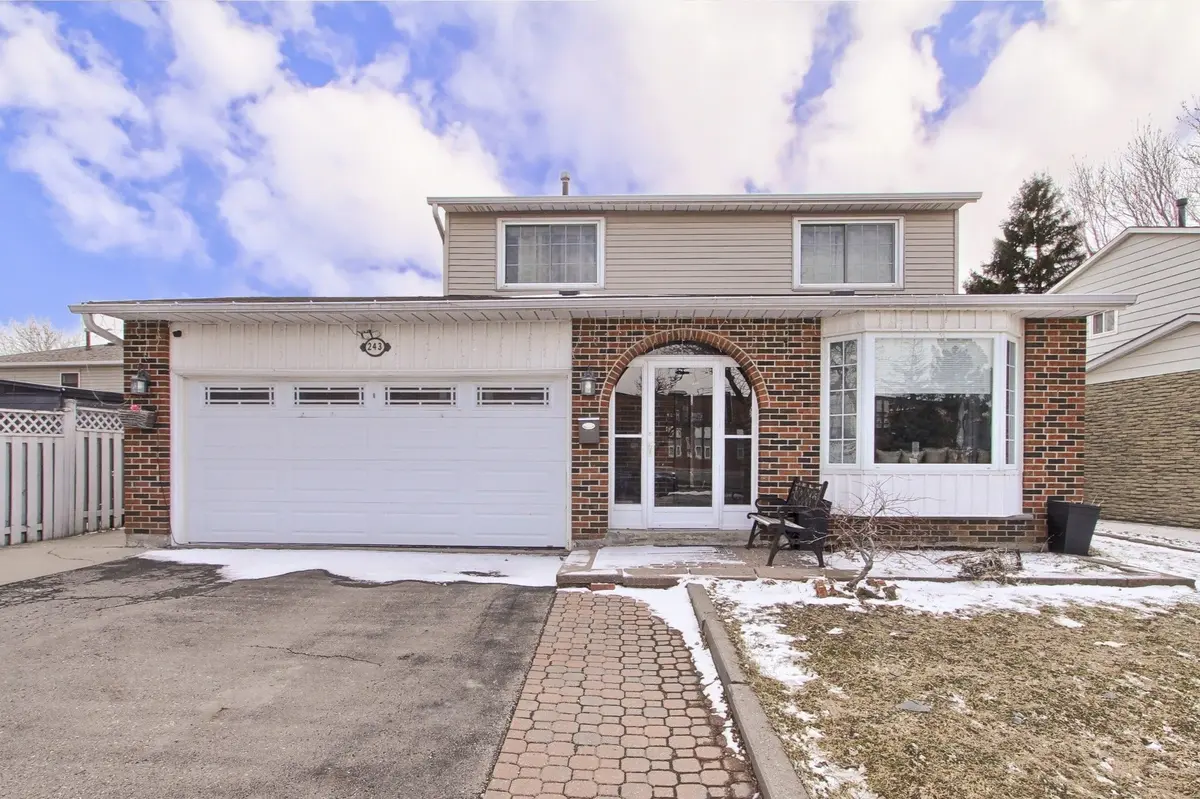 243 Centre ST N, Brampton, ON L6V 2R3