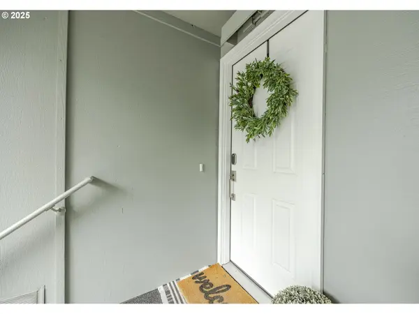 650 HARLOW RD #209, Springfield, OR 97477