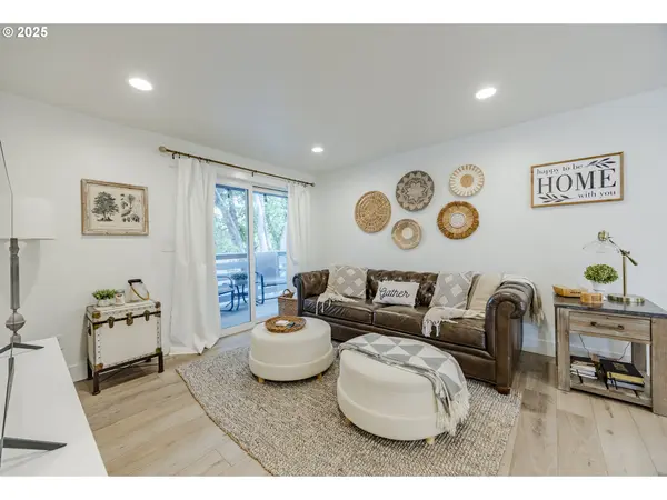 650 HARLOW RD #209, Springfield, OR 97477