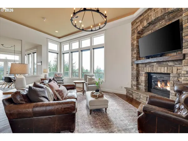 12492 SE 155TH AVE, Happy Valley, OR 97086