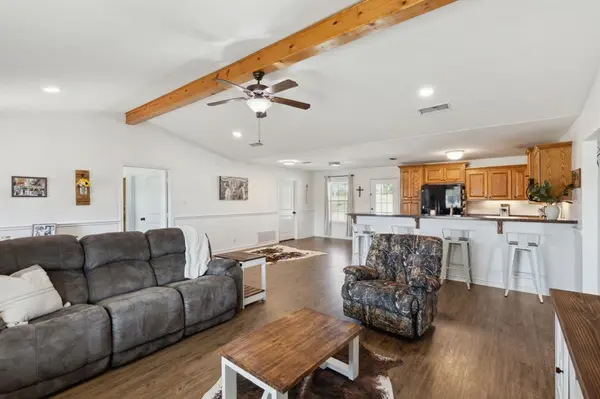 2068 W US Highway 69, Emory, TX 75440