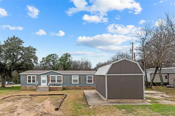 135 Chisholm Pass, Whitney, TX 76692