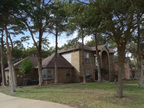 909 Hickory Knob Circle, Cedar Hill, TX 75104