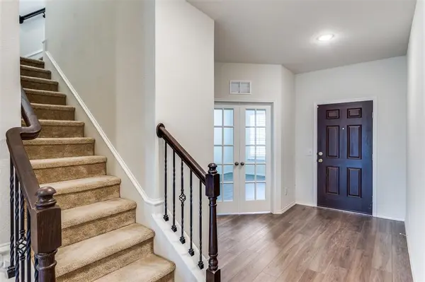 5513 Apple Grove Way, Fort Worth, TX 76123