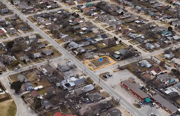 3209 Deen Road, Fort Worth, TX 76106