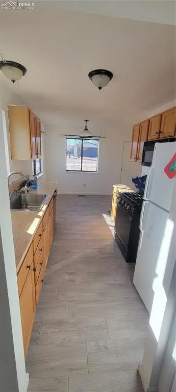 358 Illinois ST, Penrose, CO 81240