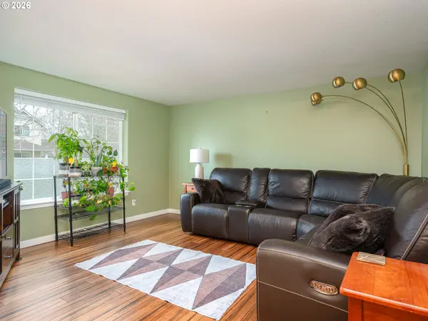 808 NW 14TH AVE, Battle Ground, WA 98604