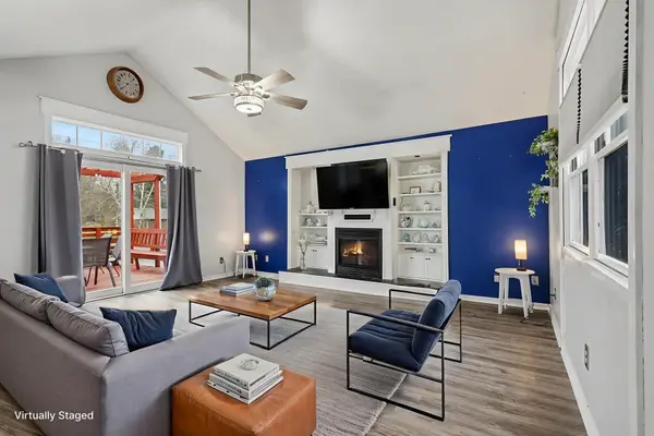 10881 Hoffman RD, Fabius Twp, MI 49093