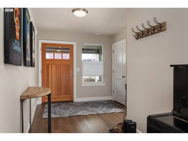 450 NE OAK CT, Redmond, OR 97756