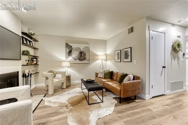 3330 Templeton Gap RD #22, Colorado Springs, CO 80907