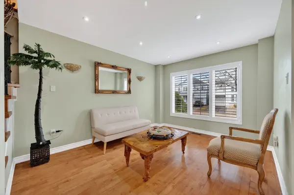 17 Lilley AVE, Ajax, ON L1Z 1L5